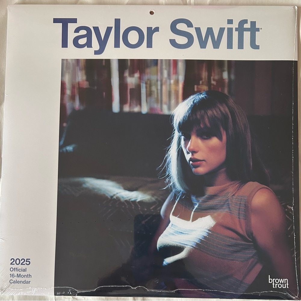 Blue and Brown Decor Accents